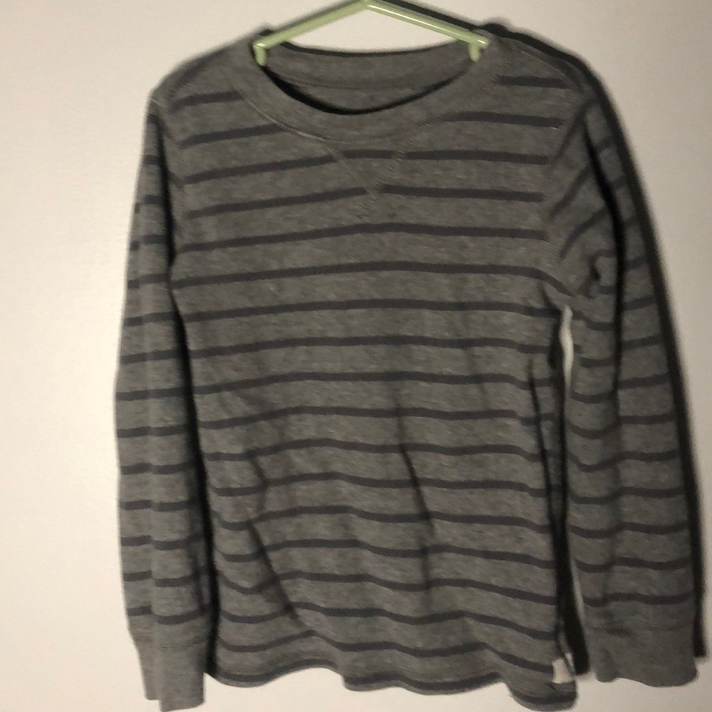 EUC Carter’s boys long sleeved shirt size 5